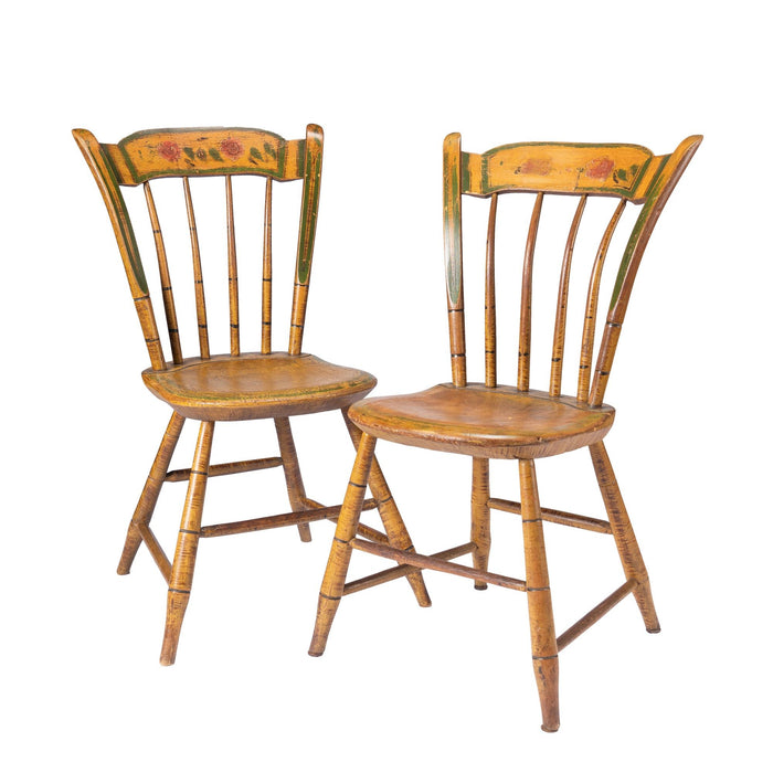 Pair of New England painted Windsor side chairs (c. 1830-40)