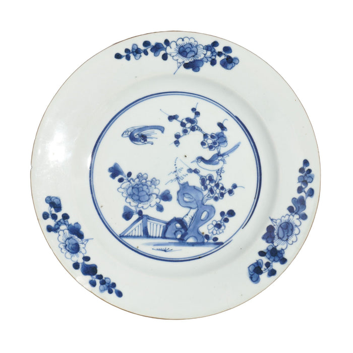 Chinese export porcelain plate decorated in cobalt underglaze blue (c. 1750's)
