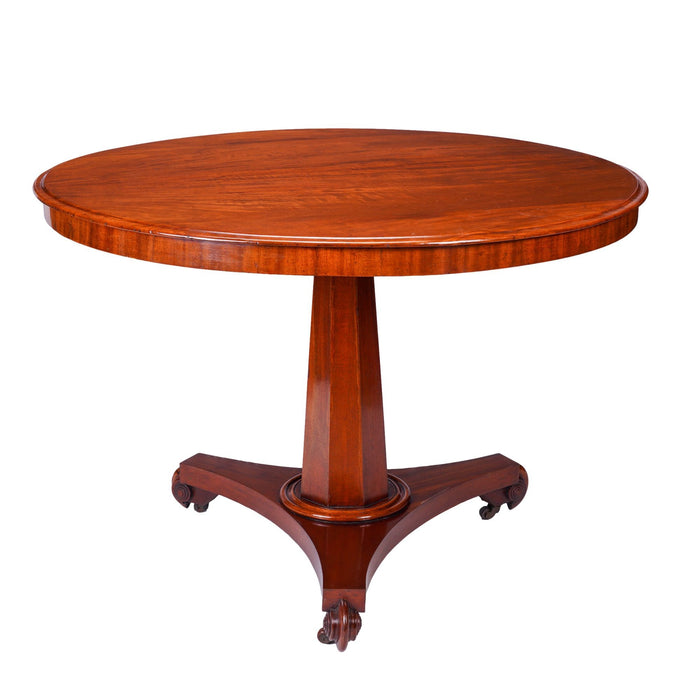 American mahogany round top table (c. 1835)