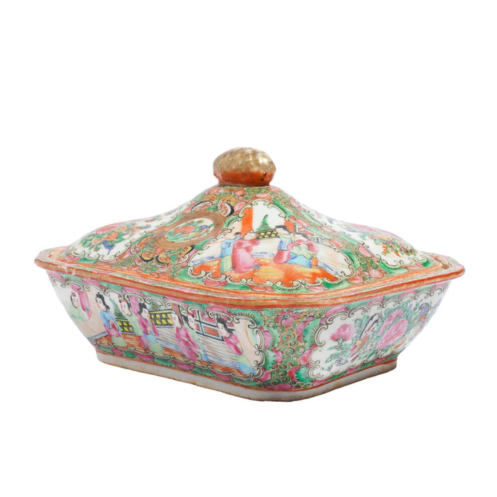 Chinese Famille Rose medallion covered serving dish (c. 1875-1900)