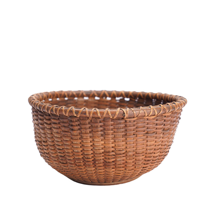 Nantucket basket attributed to the Coffin School (1900's)