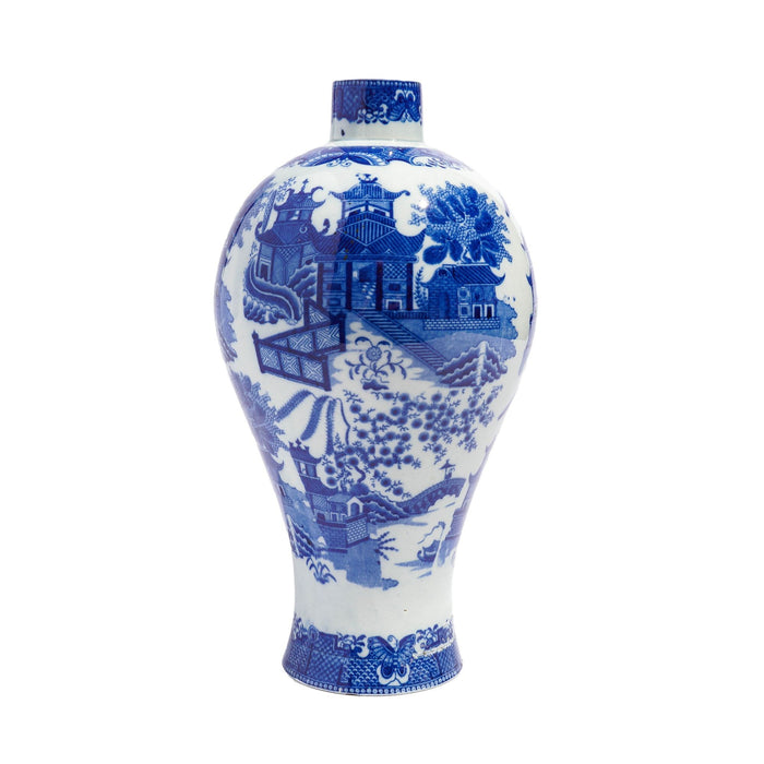 Chinese porcelain Mai-ping form vase (c. 1775-1800)