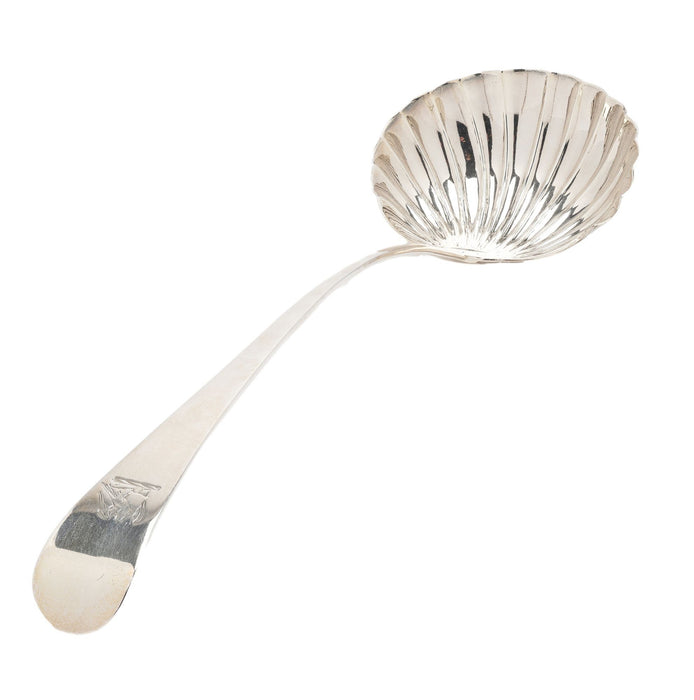 English Georgian shell form ladle in sterling silver (c. 1700's)