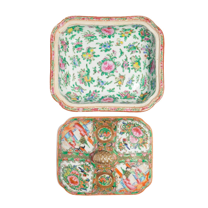 Chinese Famille Rose medallion covered serving dish (c. 1875-1900)