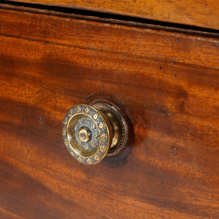 English Georgian gallery top commode (c. 1790-1810)