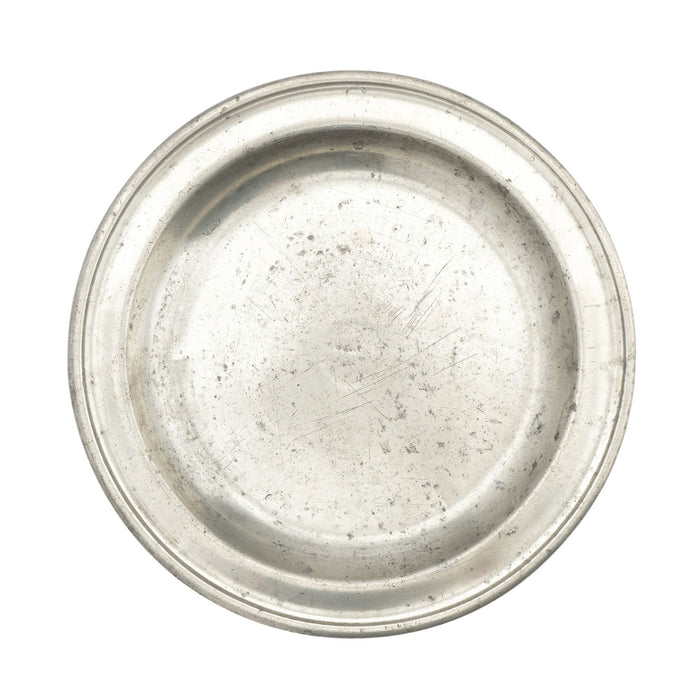 English pewter plate with beaded rim and touch mark on the reverse (1700's)