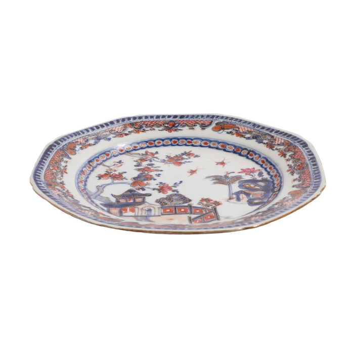 Chinese octagonal Imari export plate (c. 1740-60)