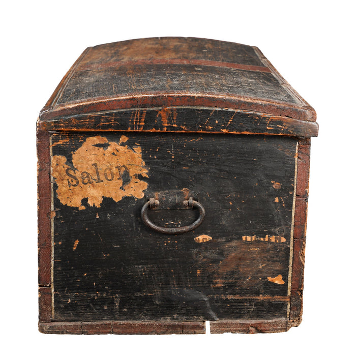Painted Norwegian pine immigrant trunk with coffer top (1827)
