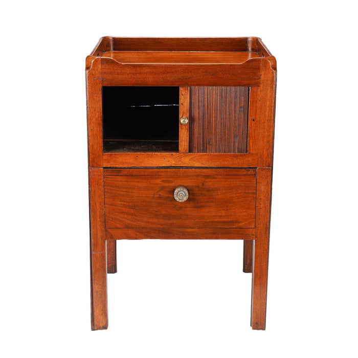 English Georgian gallery top commode (c. 1790-1810)