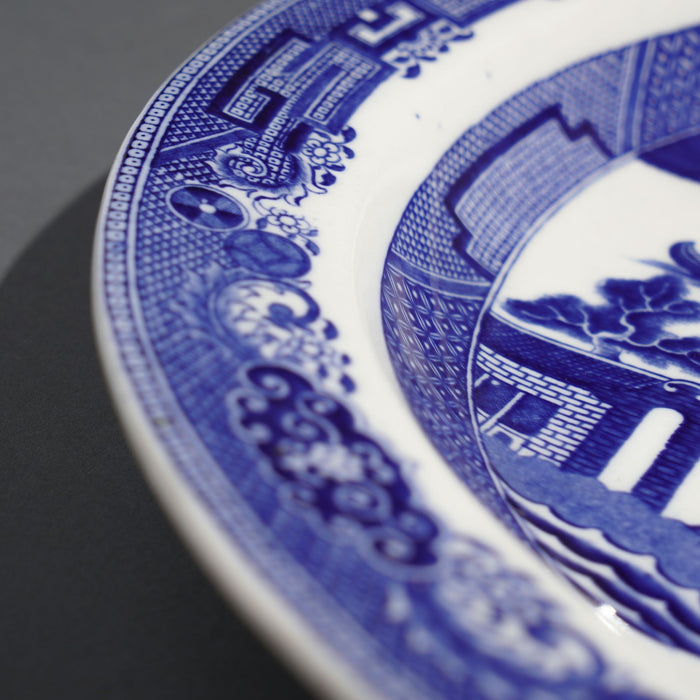Willow pattern oval platter by Wedgwood (1891-92)