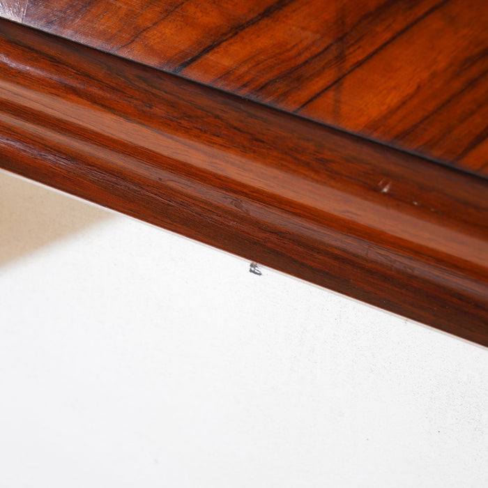 Continental cross banded walnut mirror (c. 1825)