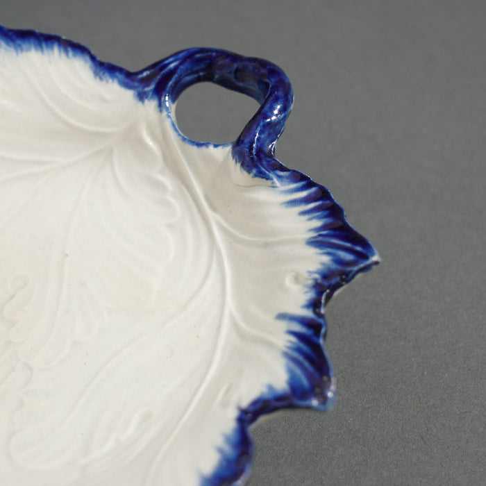 Shell edge pearlware grape leaf condiment dish (c. 1820)