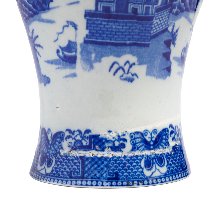 Chinese porcelain Mai-ping form vase (c. 1775-1800)