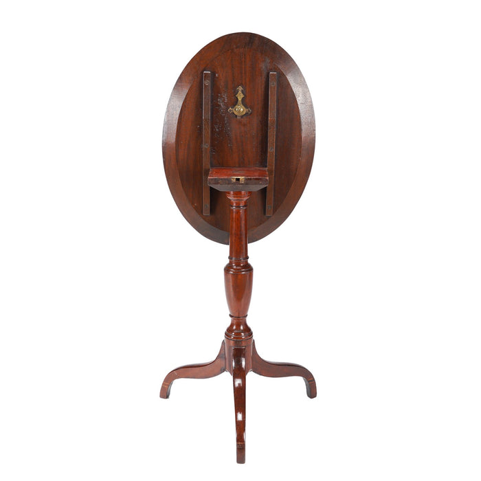 American tilt top spider leg oval candle stand (c. 1790-1810)