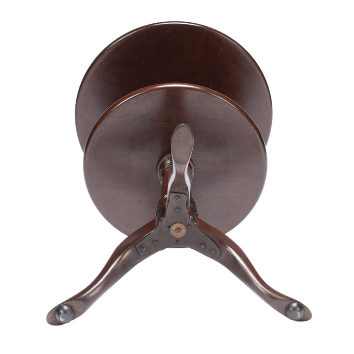 English Georgian two tier circular mahogany dumb waiter (c. 1760)