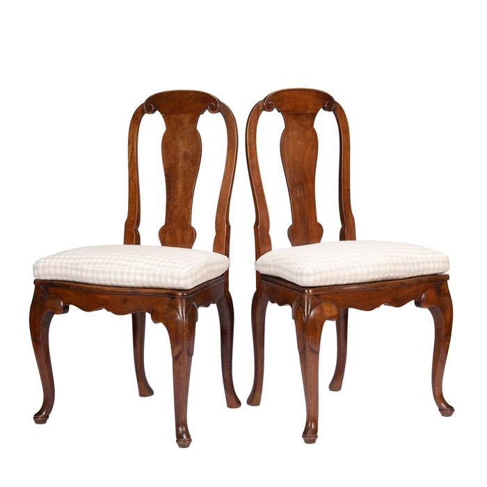 Pair of French walnut plank seat hall chairs on cabriole legs (1800's)