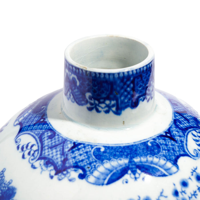 Chinese porcelain Mai-ping form vase (c. 1775-1800)