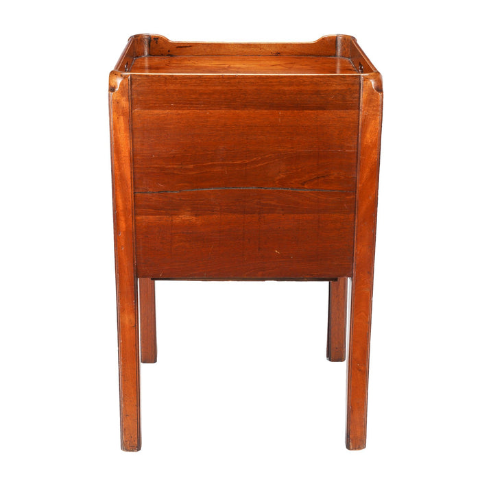 English Georgian gallery top commode (c. 1790-1810)