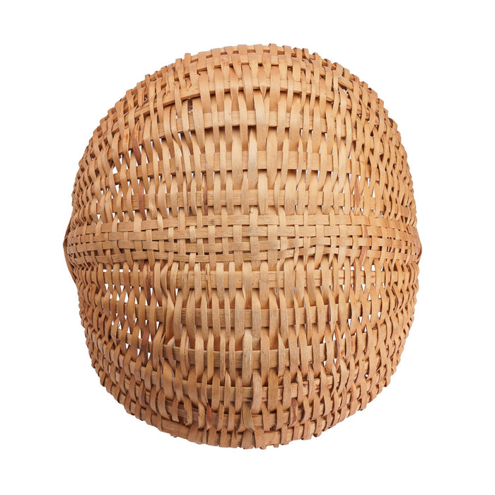 Hand woven buttock basket (1900's)