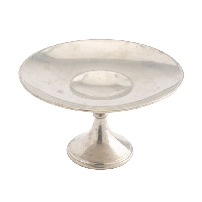 Pewter by Rice petal base taza (1900-50)