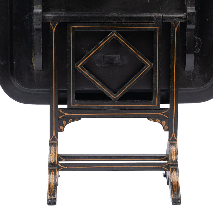 Jennings & Bettridge tilt top tray table (c. 1830)