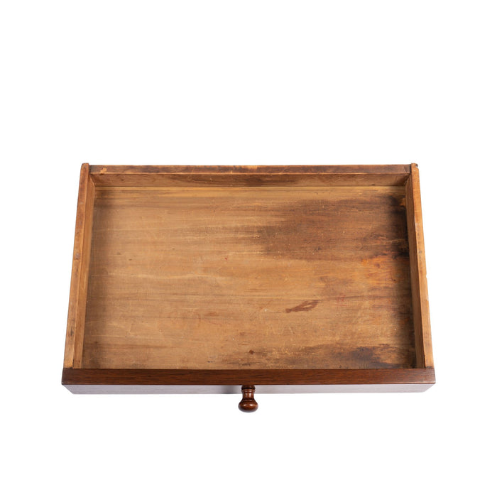 American walnut one drawer stand with stretcher shelf (1810-20)