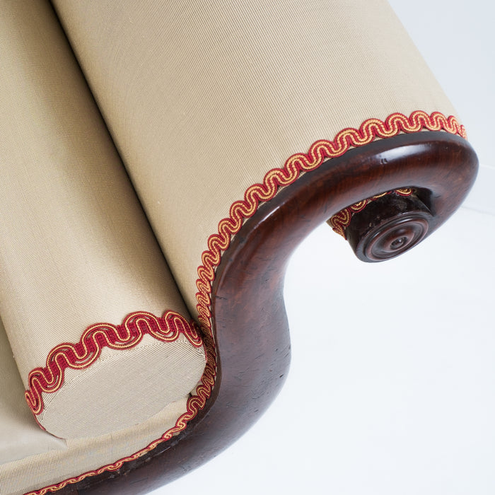 Philadelphia Neoclassical upholstered mahogany sofa (c. 1830)