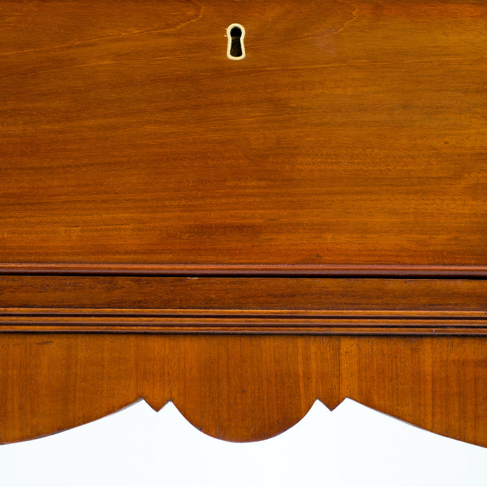 American Sheraton mahogany four drawer chest (c. 1810)