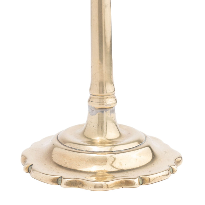 English Queen Anne cast brass candlestick with scalloped base (c. 1780)
