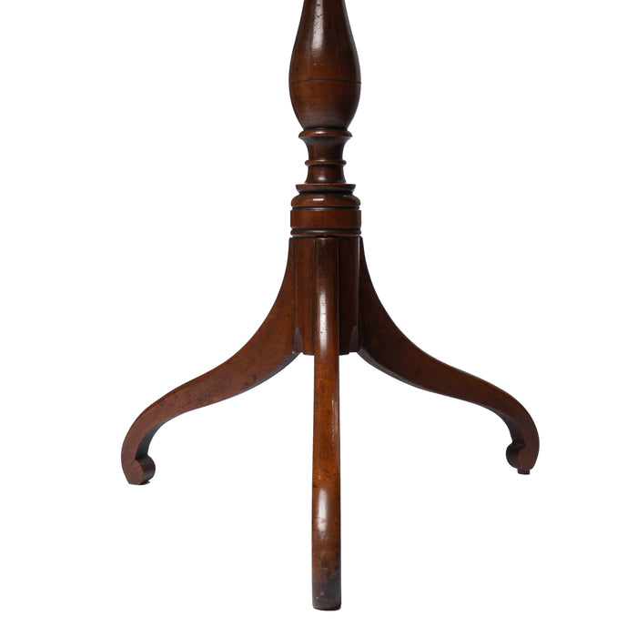 American cherry Hepplewhite candle stand (c. 1800)