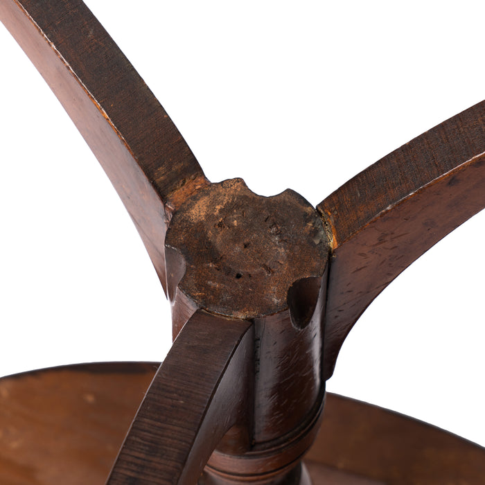 American cherry Hepplewhite candle stand (c. 1800)