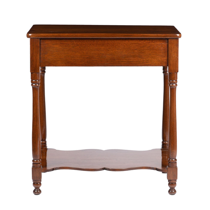 American walnut one drawer stand with stretcher shelf (1810-20)