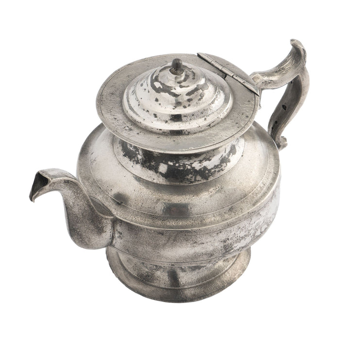 American pewter tea pot (c. 1820)