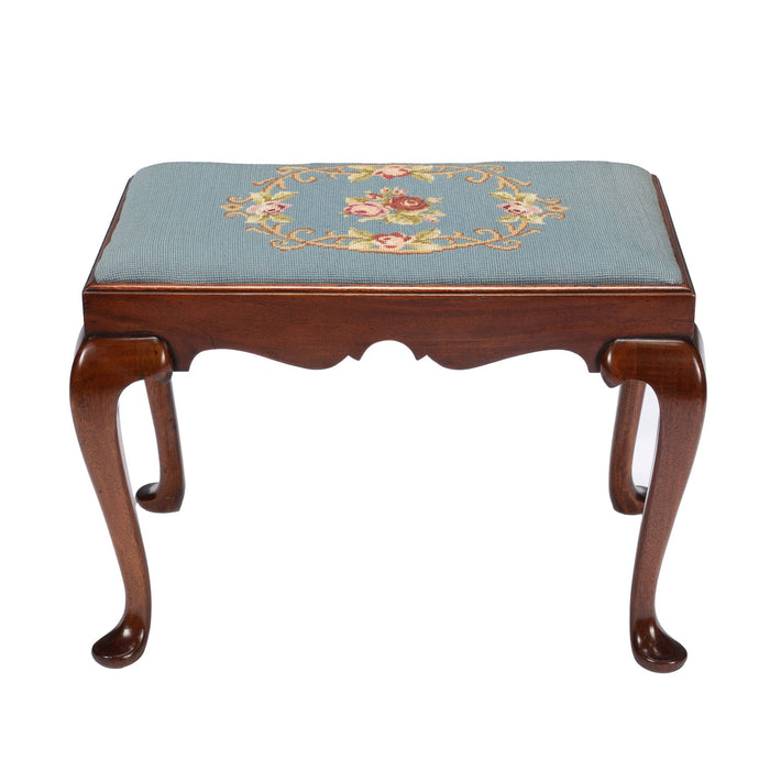 American Queen Anne style slip seat mahogany stool (1900-50)