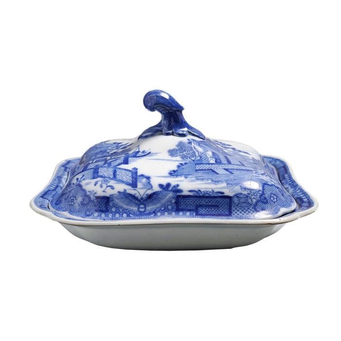 English Davenport Tea House pattern covered serving dish (c. 1800-25)