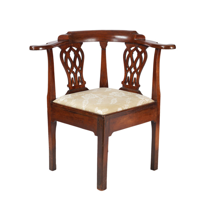 English Georgian corner chair (c. 1760)