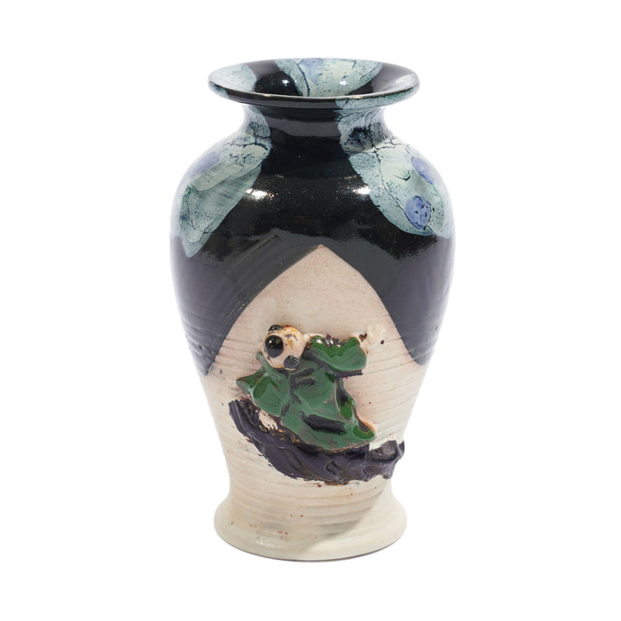 Japanese Sumida Gawa vase with a climbing figure (c. 1890)