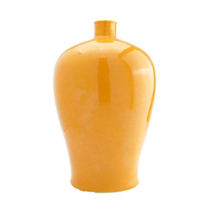 Large Chinese mei-ping form porcelain vase in Imperial yellow (1912-1949)