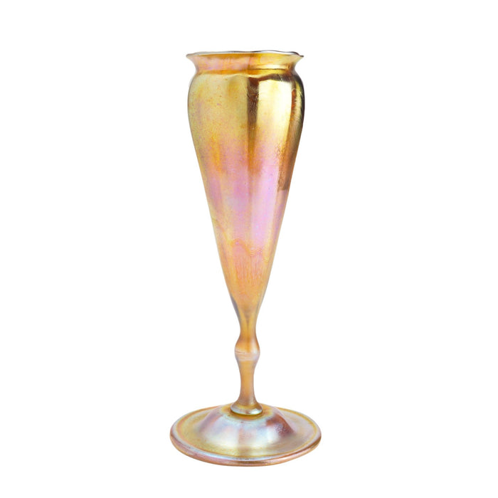 Gold Favrile trumpet vase by Louis Comfort Tiffany (1900)