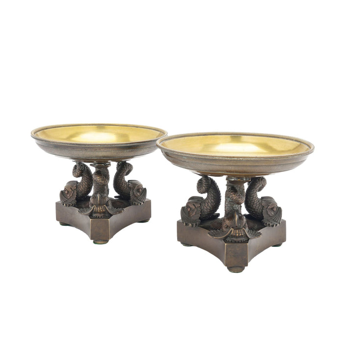 Pair of French Neoclassic bronze tazzas (c. 1800-25)