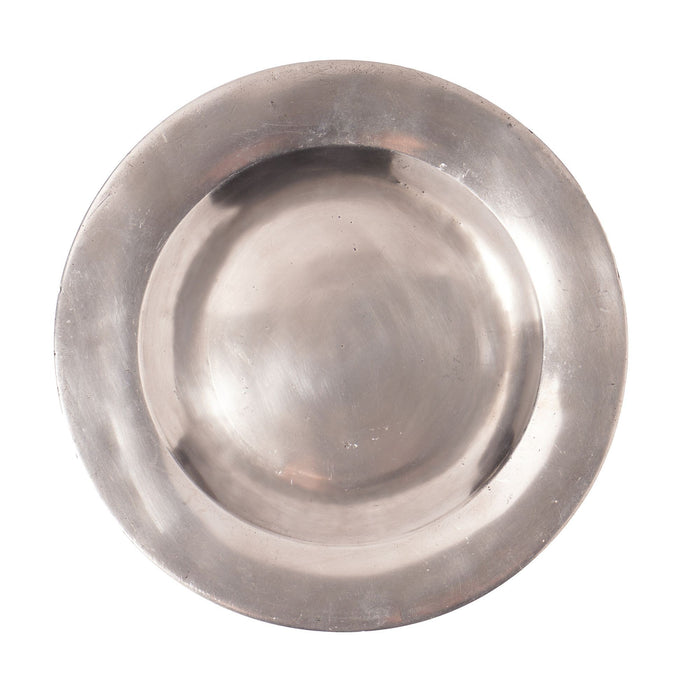 Set of three flat rim pewter plates (c. 1775-1800)