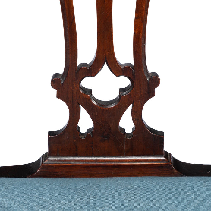 Philadelphia Chippendale mahogany slip seat side chair by Thomas Tuft (c. 1770)