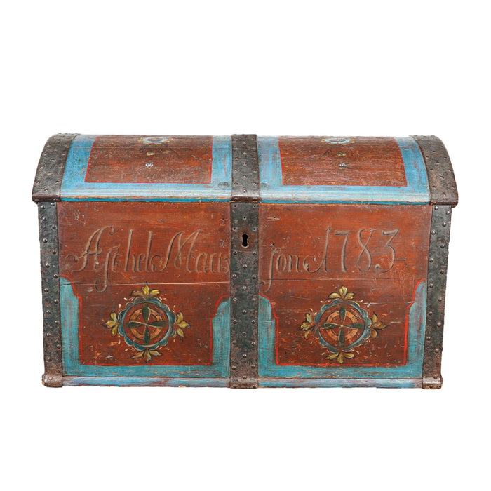 Norwegian painted pine coffer top trunk with original painted decoration (1783)