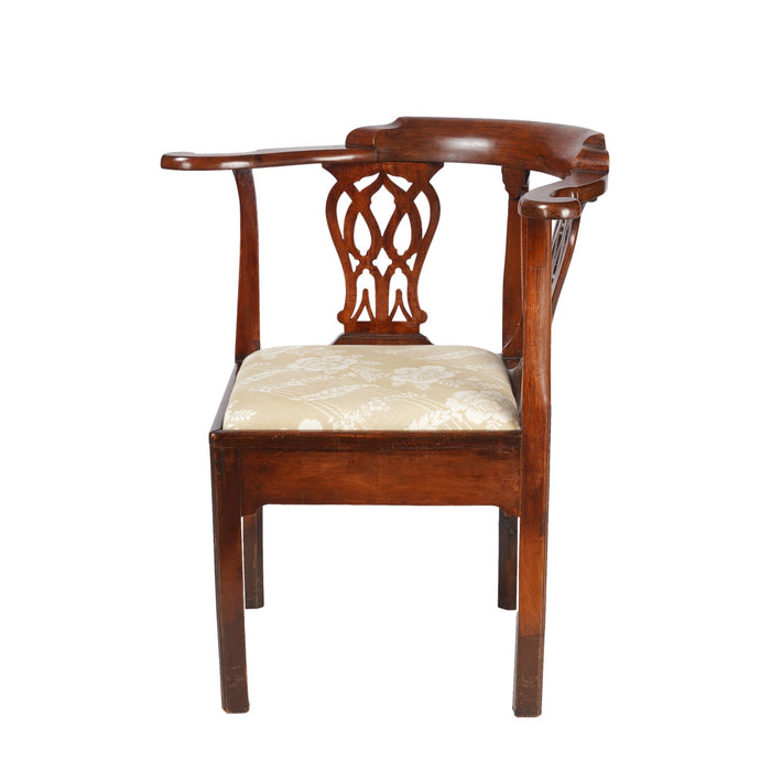 English Georgian corner chair (c. 1760)