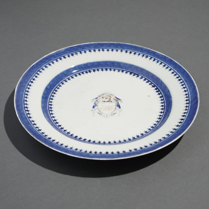 Chinese export armorial Nanking plate (c. 1790)
