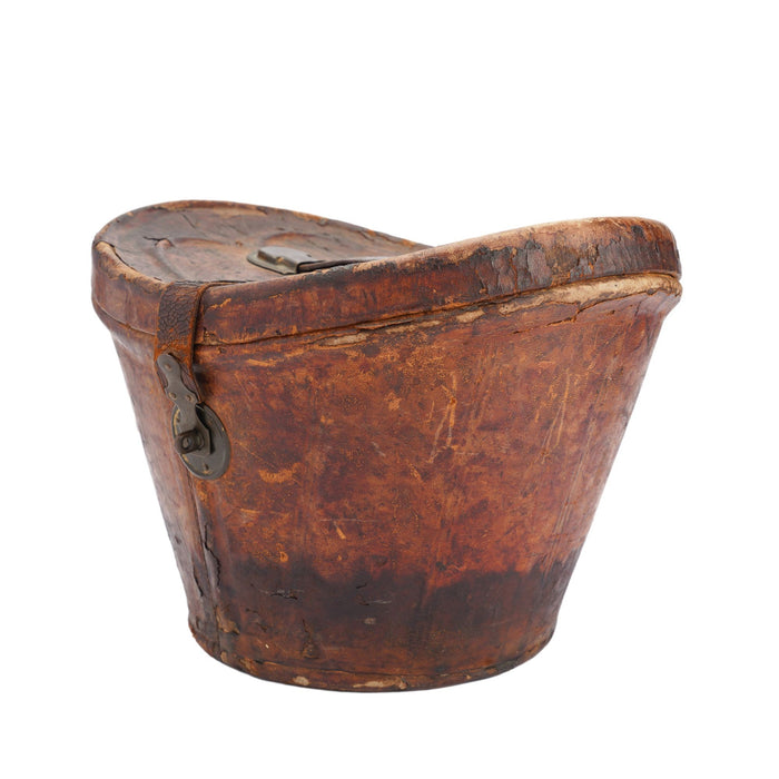English leather hat box for a man’s wide brim top hat (1830-40)