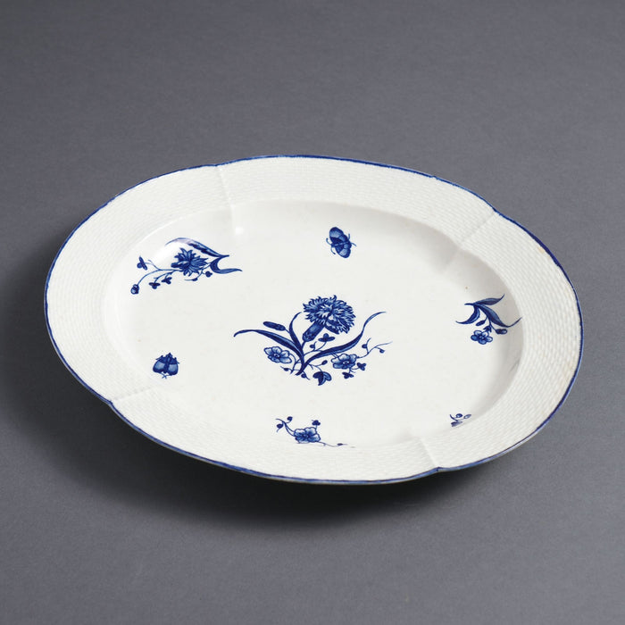 1st Period Worcester platter by Royal Worcester (1768-70)