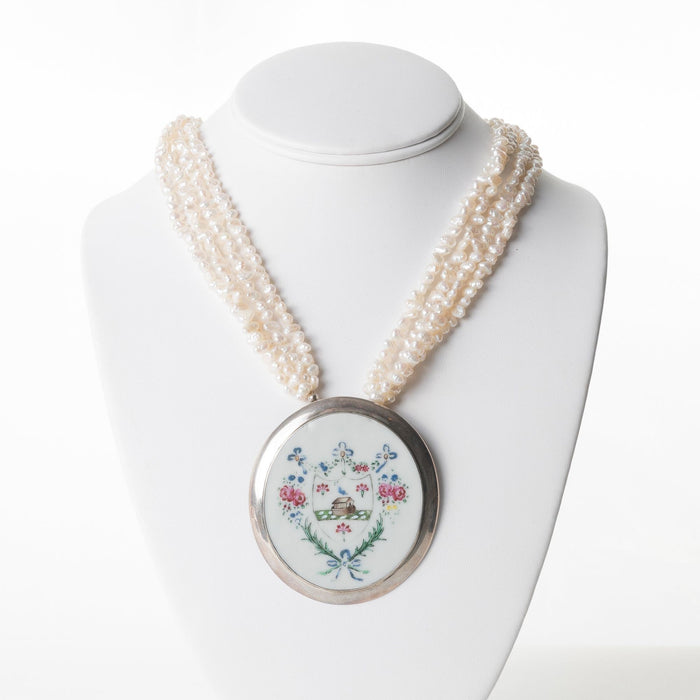 Chinese export porcelain armorial shard with multiple strand pearl necklace (c. 1790)