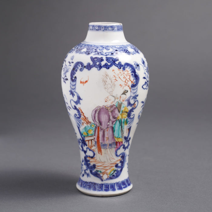 Chinese export baluster form garniture vase with figural scenes (c. 1780)