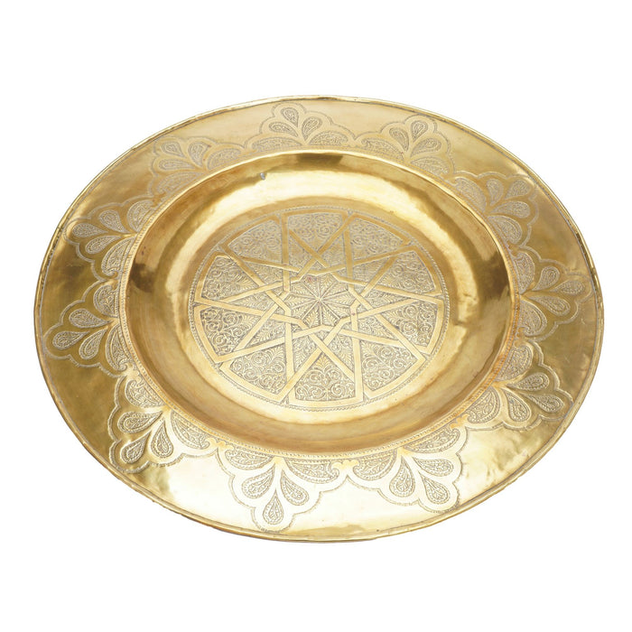 Large Moroccan engraved brass coffee tray (c. 1880-1910)